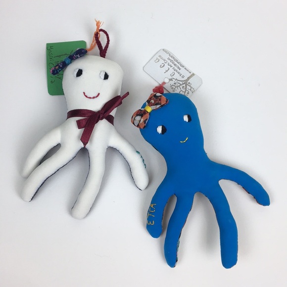 One handmade octopus 🐙 keychain ornament - Picture 4 of 4